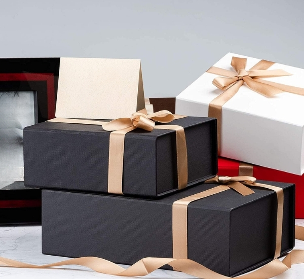 Plain Magnetic Box