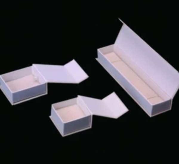 Cardboard Jewelry Box